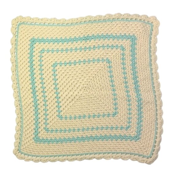 Other - SOFT Handmade Vintage Crochet Baby Blanket Yellow and Green Scalloped Edge 26"